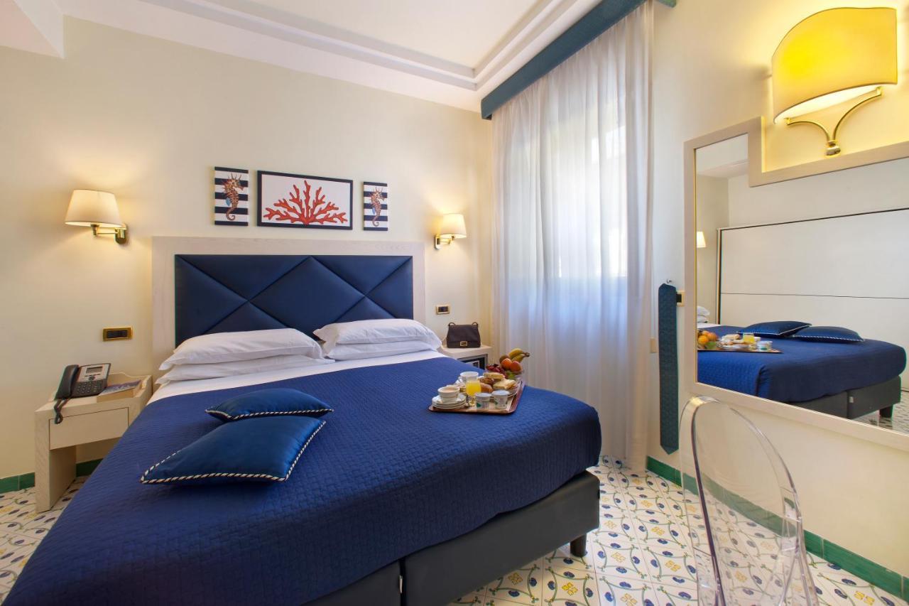 Hotel Del Mare Sorrento Pokoj fotografie